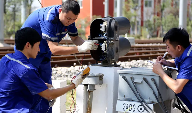 铁道信号施工与维护专业